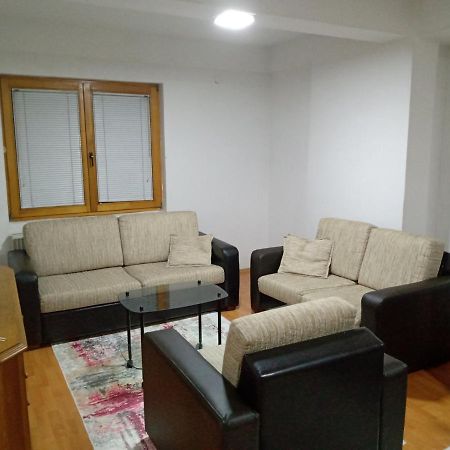 Nika Apartment Skopje Zewnętrze zdjęcie