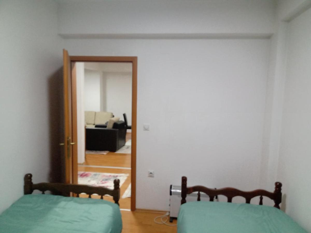 Nika Apartment Skopje Zewnętrze zdjęcie