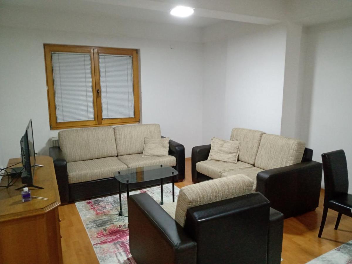 Nika Apartment Skopje Zewnętrze zdjęcie