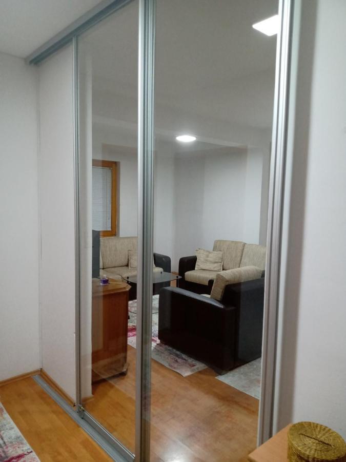 Nika Apartment Skopje Zewnętrze zdjęcie