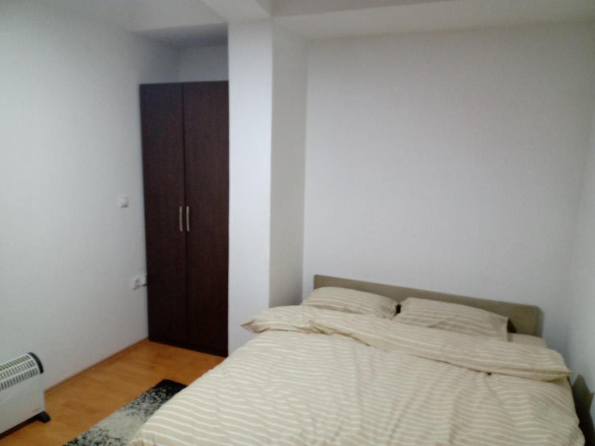 Nika Apartment Skopje Zewnętrze zdjęcie