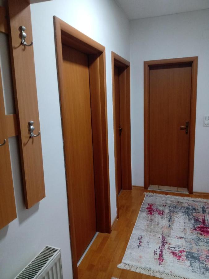 Nika Apartment Skopje Zewnętrze zdjęcie